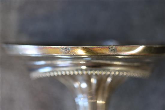 An Edwardian silver four division cigar case, Birmingham, 1906, 13.2cm, gross 5oz and a pair of white metal candlesticks